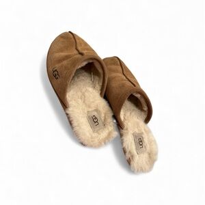 UGG Tan Shearling Slippers slip on size 10